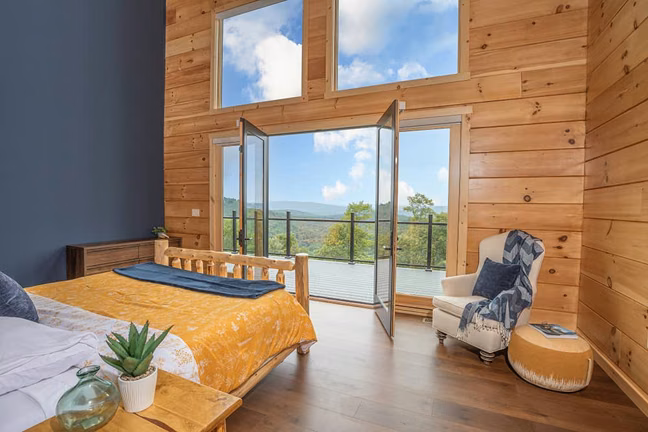 Grand Summit Log - Bedroom with View - Timberhaven