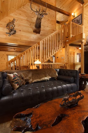 Valley View Log - Staircase - Timberhaven