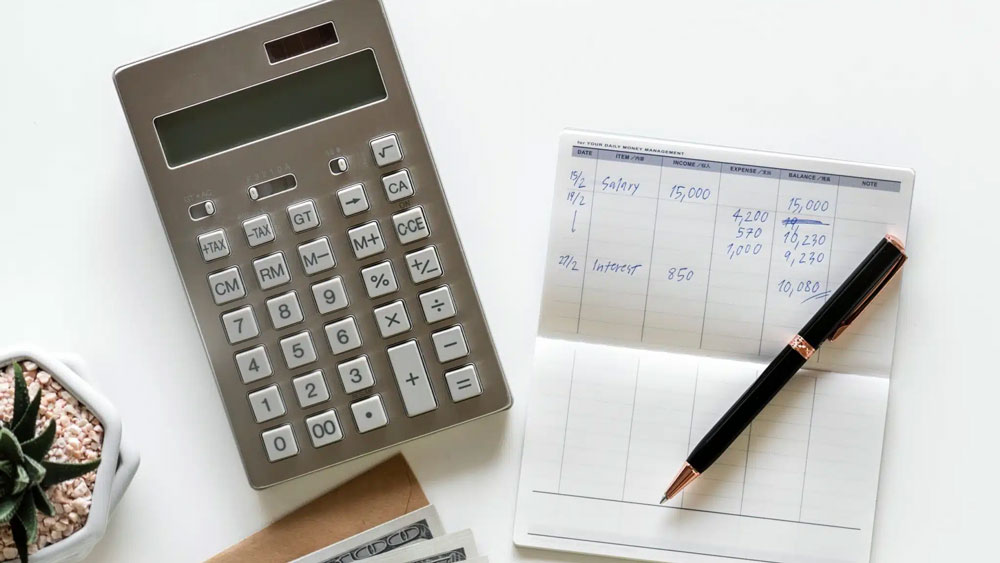 calculatorhelpsbudget-2048x1207_11868_2023-07-24_10-10