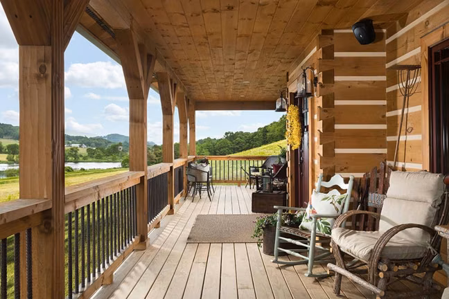 Pleasant Grove Log - Porch - Timberhaven