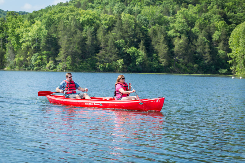 rsz_canoeing_lake_leatherwood_2