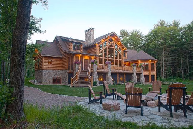 wisconsin jackson II-exterior-rear